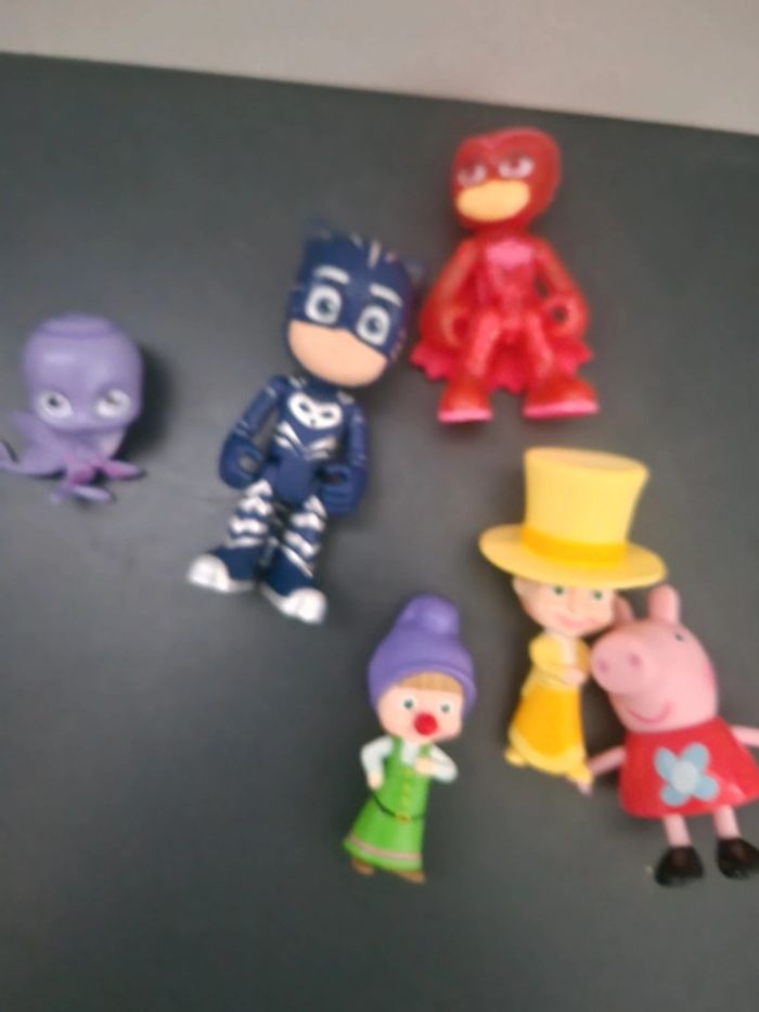 Figurines  de dessins animés pour enfants - photo numéro 3