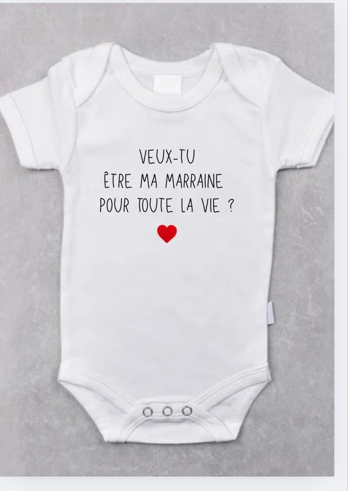 Body personnalisé annonce marraine - photo numéro 3