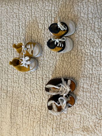 3 paire de chaussure naissances