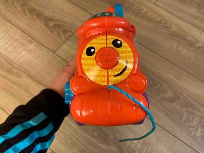 VTECH ROUL'TRAIN CACHE-CACHE DES P'TITS LOULOUS - photo numéro 3
