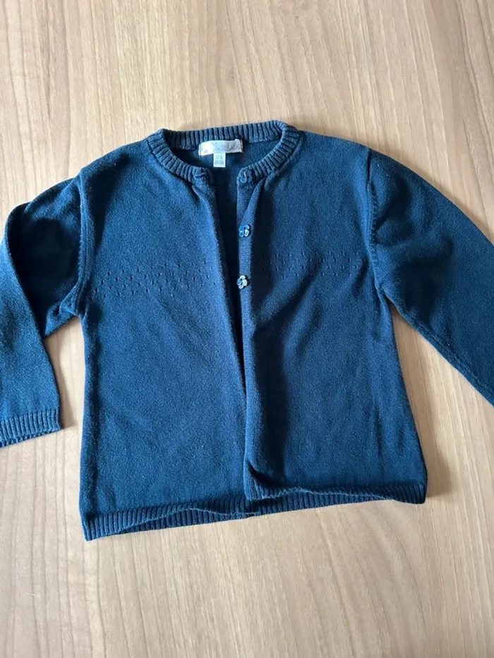 Très beau gilet kitchoun 18 mois