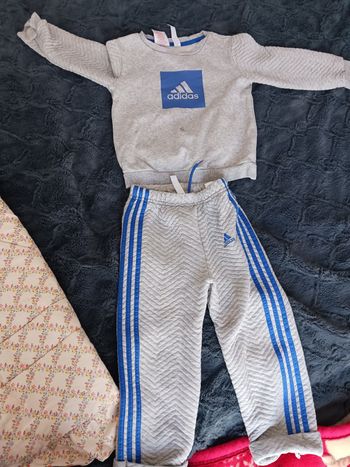 Ensemble adidas