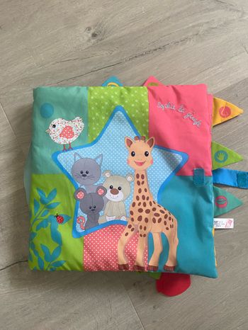 Livre d’éveil Sophie la girafe