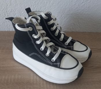 Basket en toile pointure 34