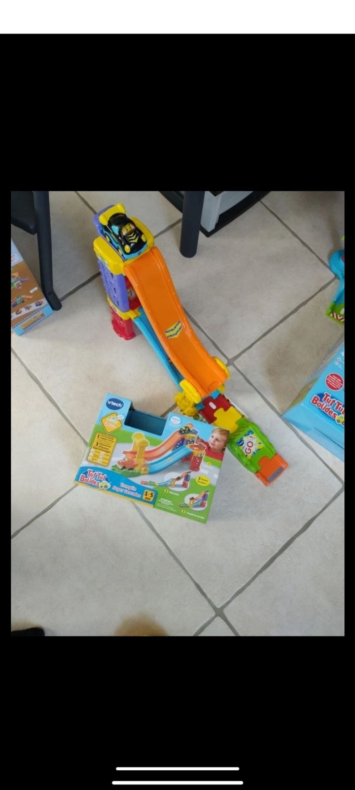 Tut tut bolides tremplin