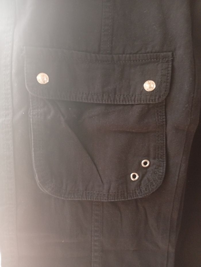 Pantalon Neuf Bershka XXS - photo numéro 3