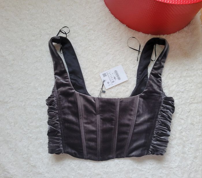 Superbe haut chic brillant velour Zara - photo numéro 2