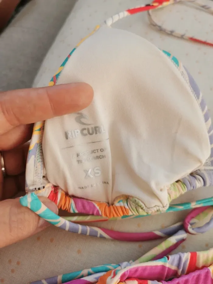 Maillot de bain 2 pièces short Ripcurl Taille XS Neuf - photo numéro 3
