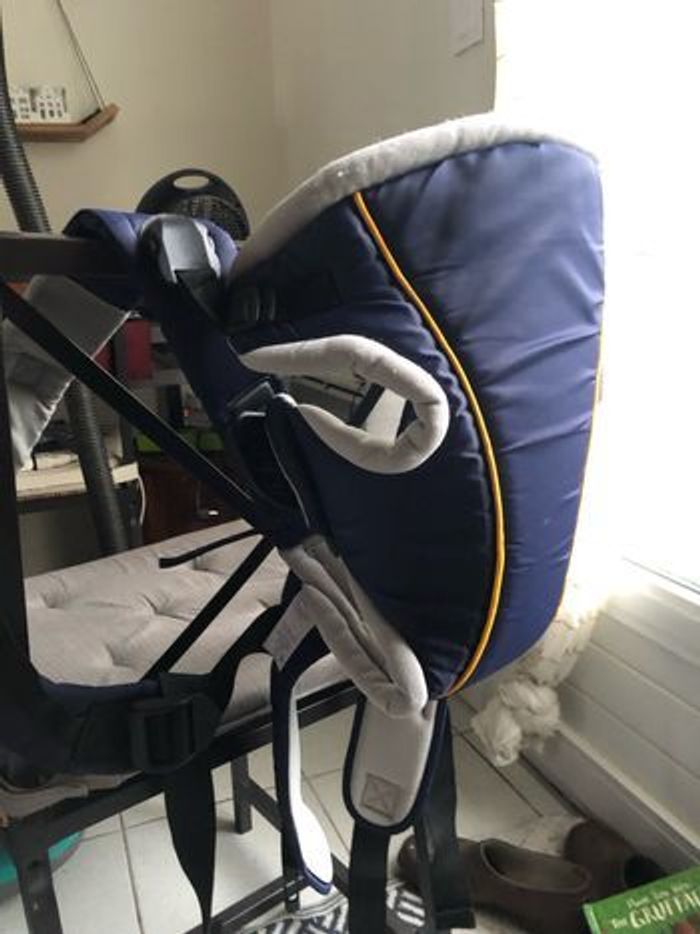 Porte bébé dès naissance - photo numéro 4
