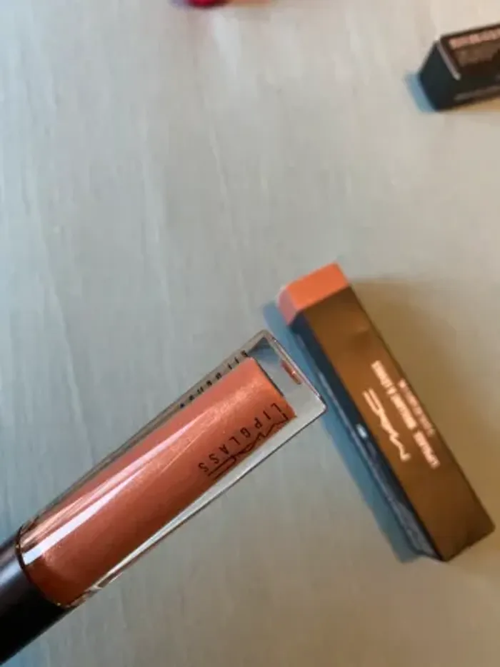 Mac gloss + rouge à lèvres - photo numéro 5