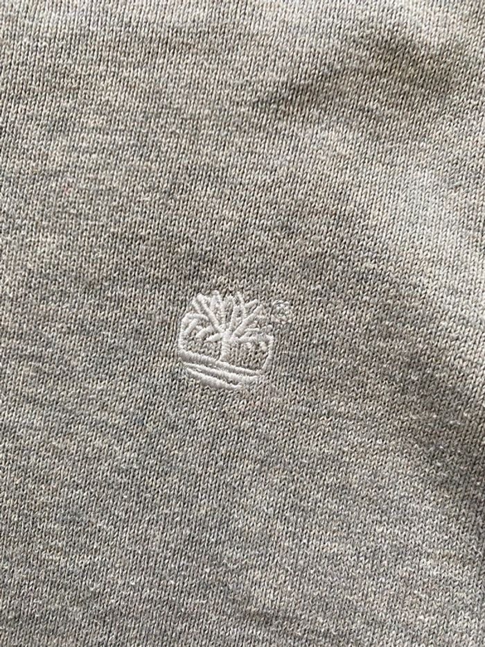 Pull fin gris col V Timberland - 8 ans - photo numéro 2