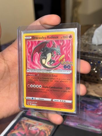 Pokémon Dracaufeu radieux 011/078 Pokémon GO - EB.10.5