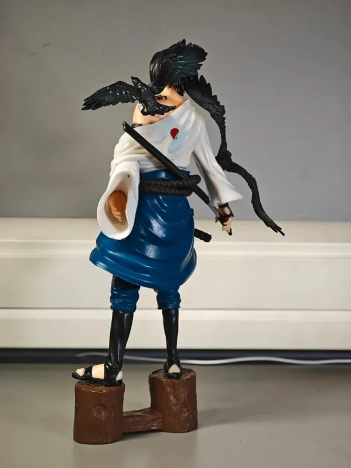 Figurine Naruto : Sasuke 26cm neuve sans boîte - photo numéro 3