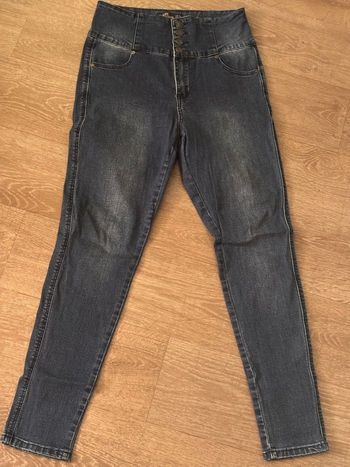 Jean bleu foncé, taille haute slim taille 40