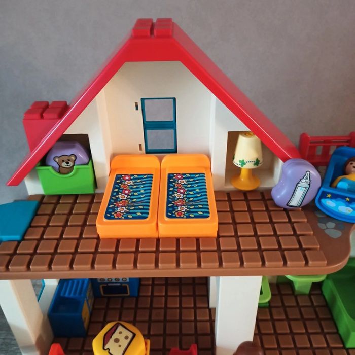 Playmobil 123 maison garage aire de jeux - photo numéro 3