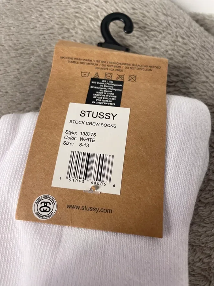 1 paire de chaussette stussy blanches 41/47 - photo numéro 4