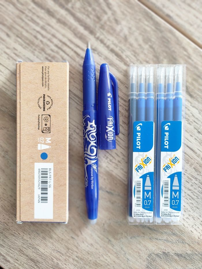 Stylo frixion ball 0,7 + 12 recharges - photo numéro 2