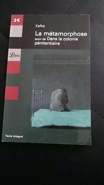 Livre La métamorphose de Kafka + dans la colonie pénitentiaire