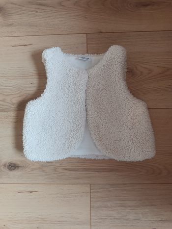 Gilet sans manches effet moutonné