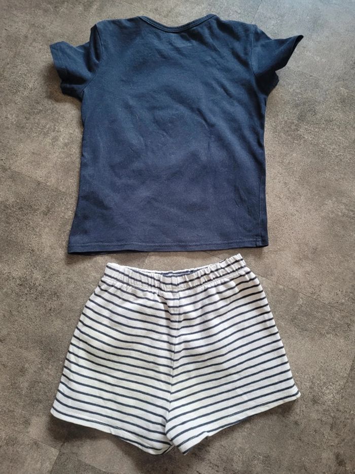 Ensemble taille 3 ans - photo numéro 2