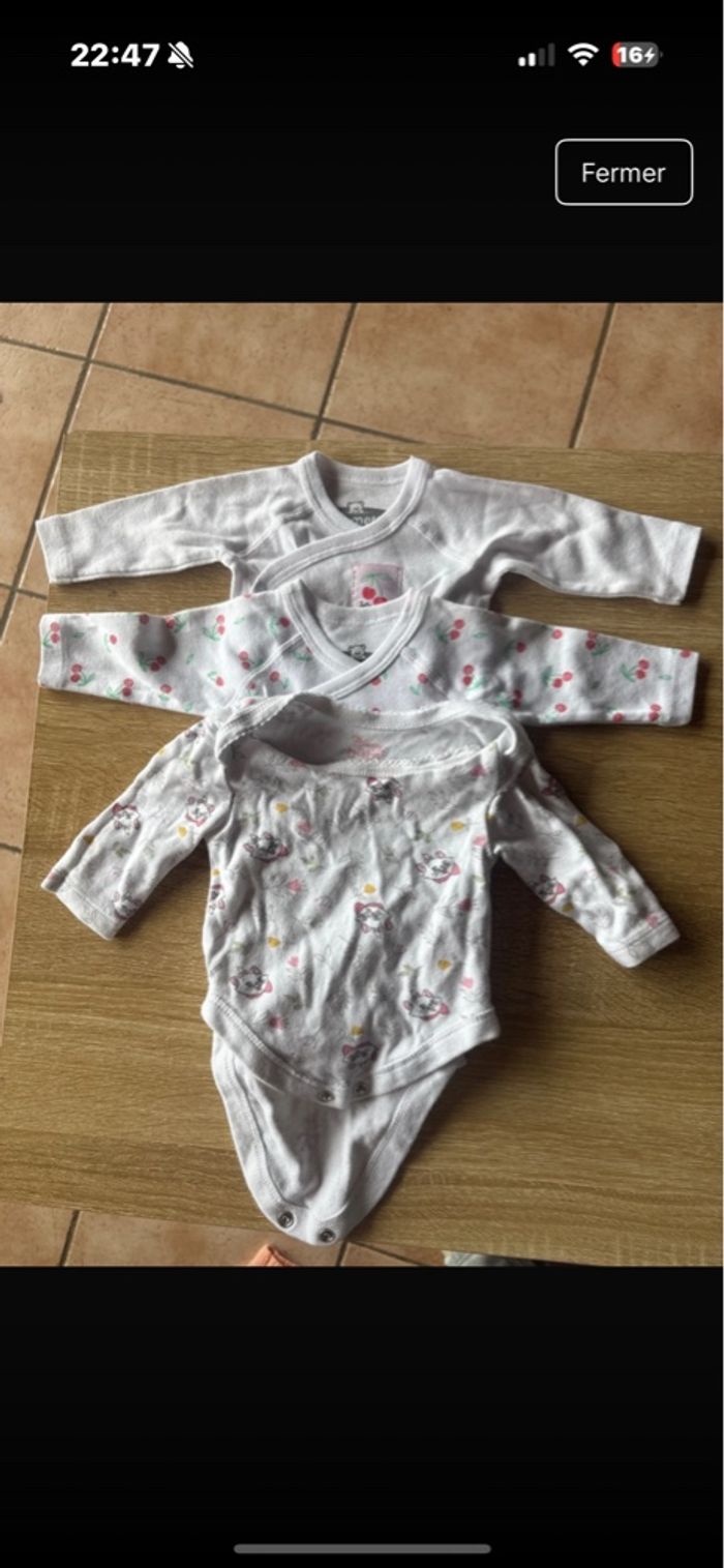 Lot de 3 bodies
