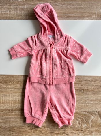 Ensemble jogging 1 mois