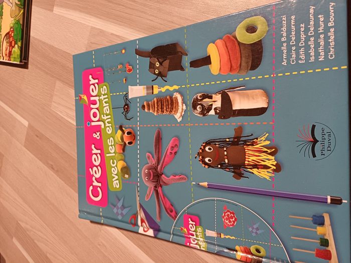 2 livres avec CD neufs sans étiquette "Créer et jouer avec les enfants" - photo numéro 2