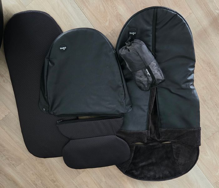 Poussette Mima Xari complète – État impeccable + accessoires - photo numéro 3