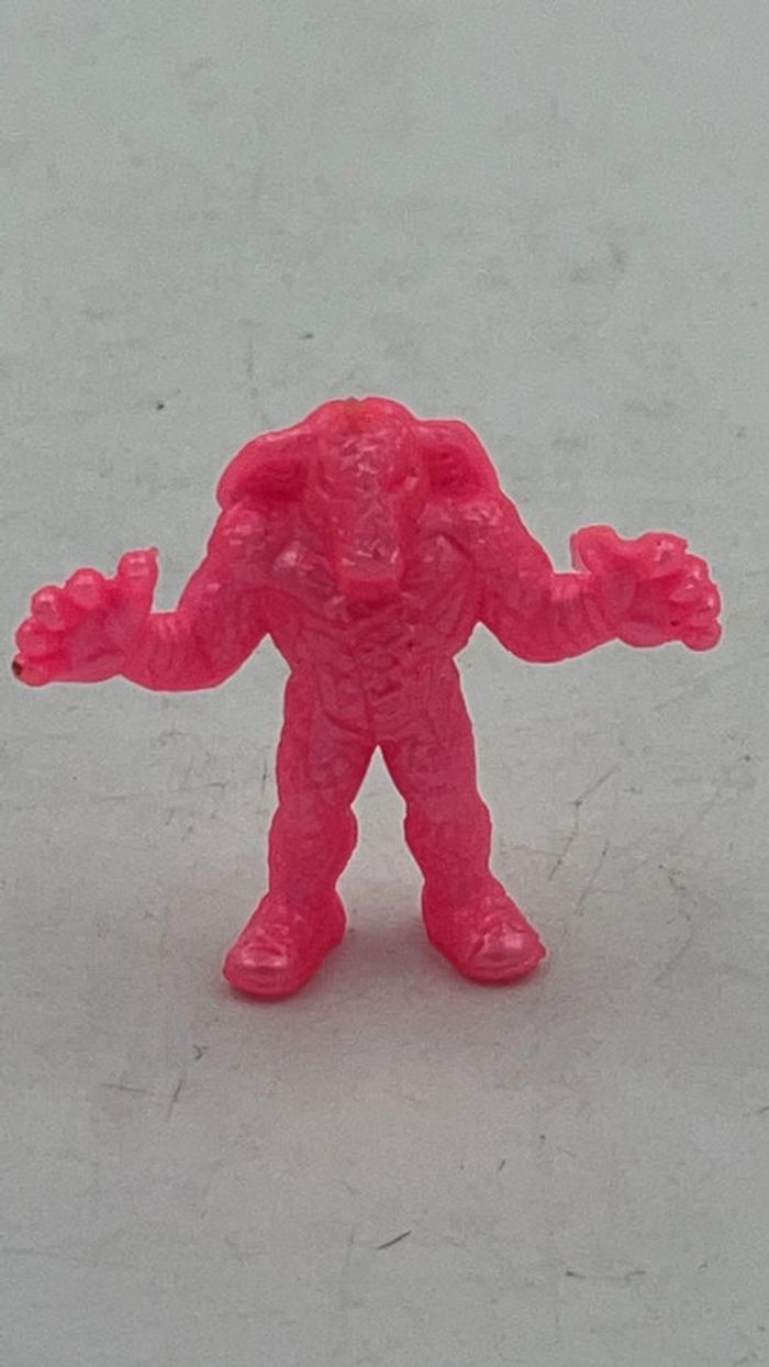 Figurine Cosmix Exogini série Comor Minotor Rose pink 4 cm