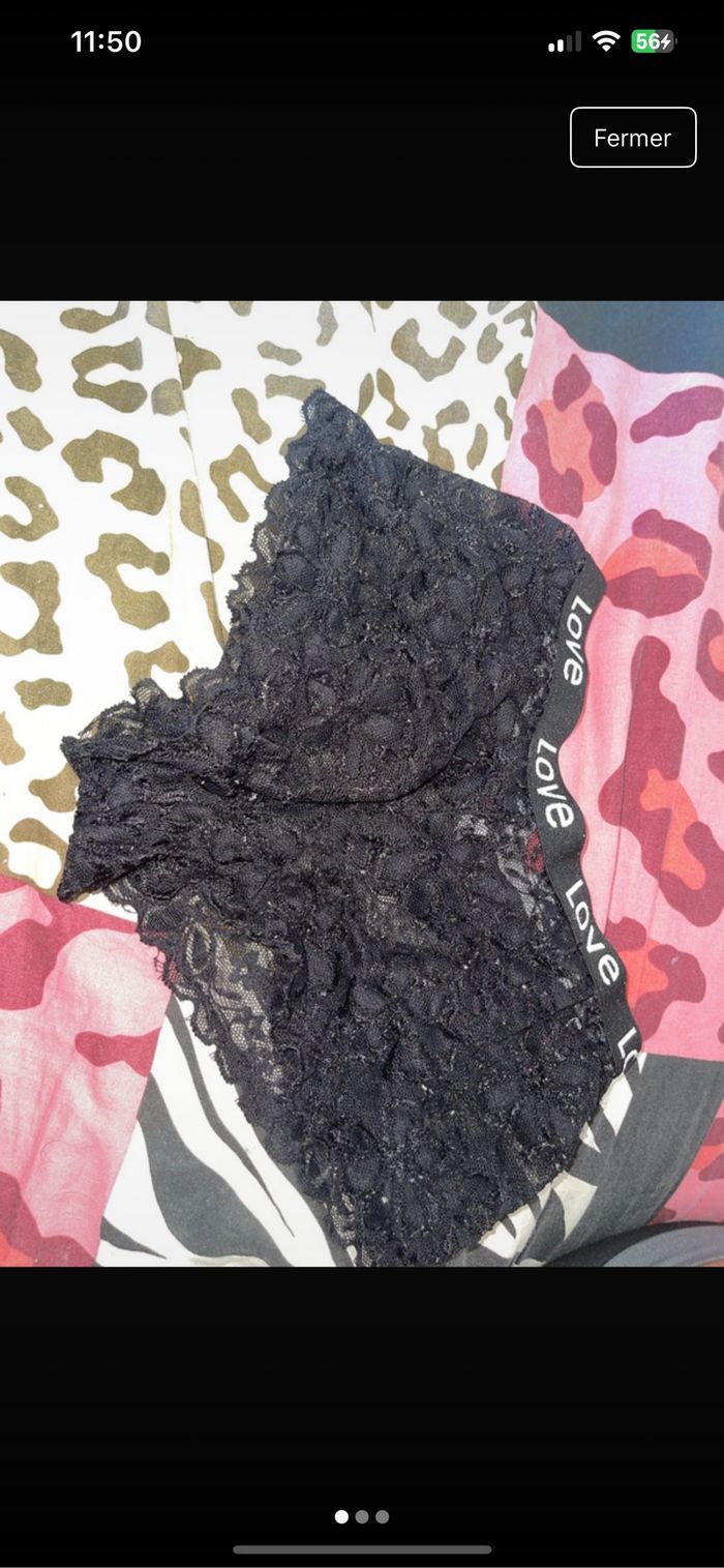 Shorty noir en dentelle avec motif LOVE - photo numéro 3