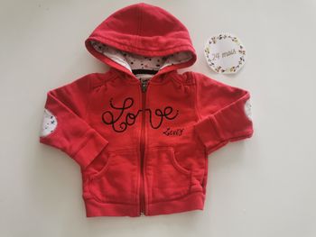 Sweat à capuche rouge 24mois Levis
