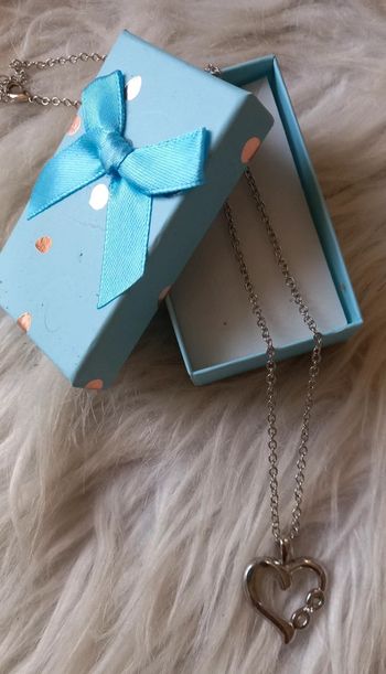 Collier argenté-cœur avec infini