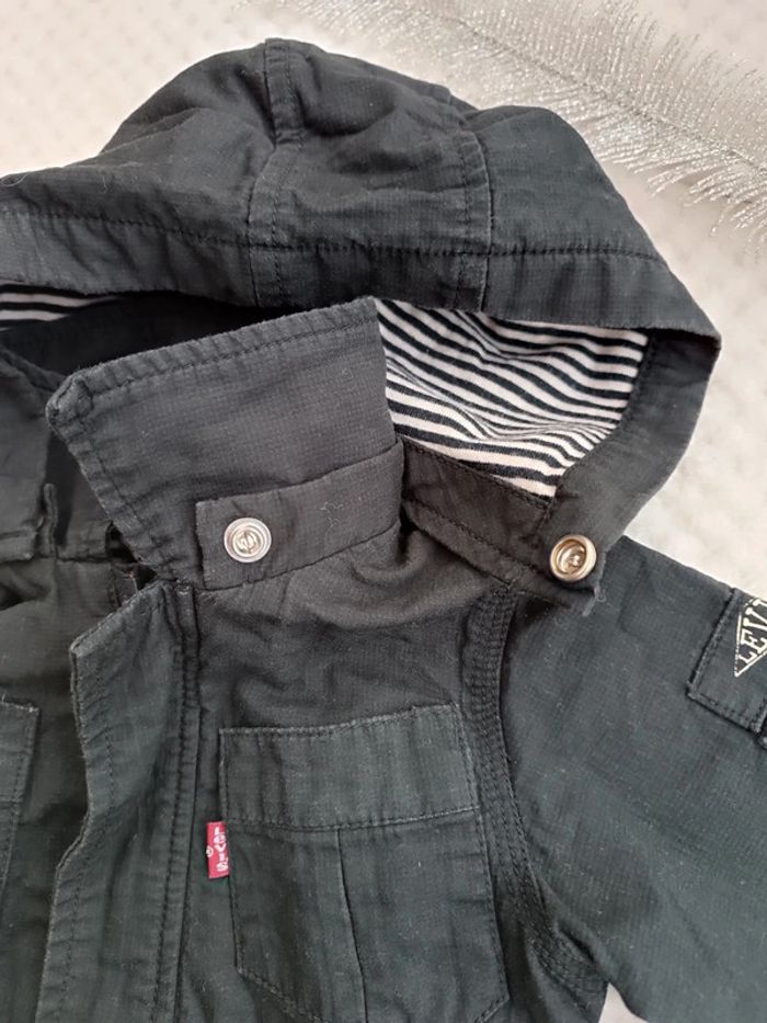 🔸Veste noire Levi's avec capuche amovible - 6 mois🔸 - photo numéro 7