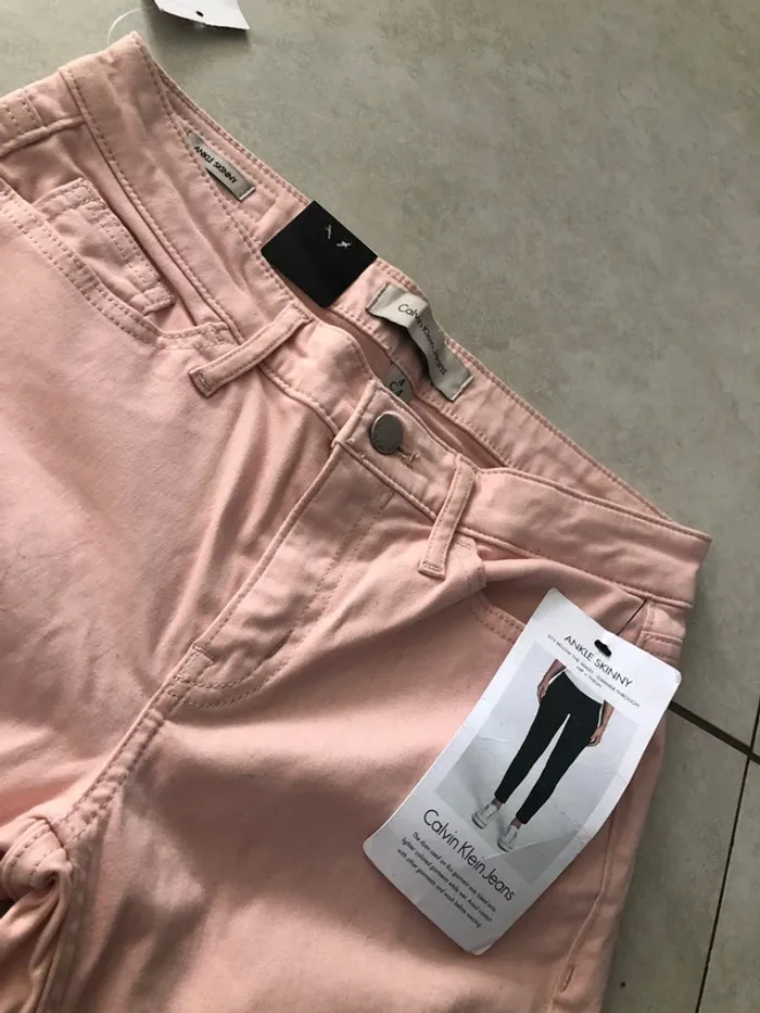 Slim rose pale