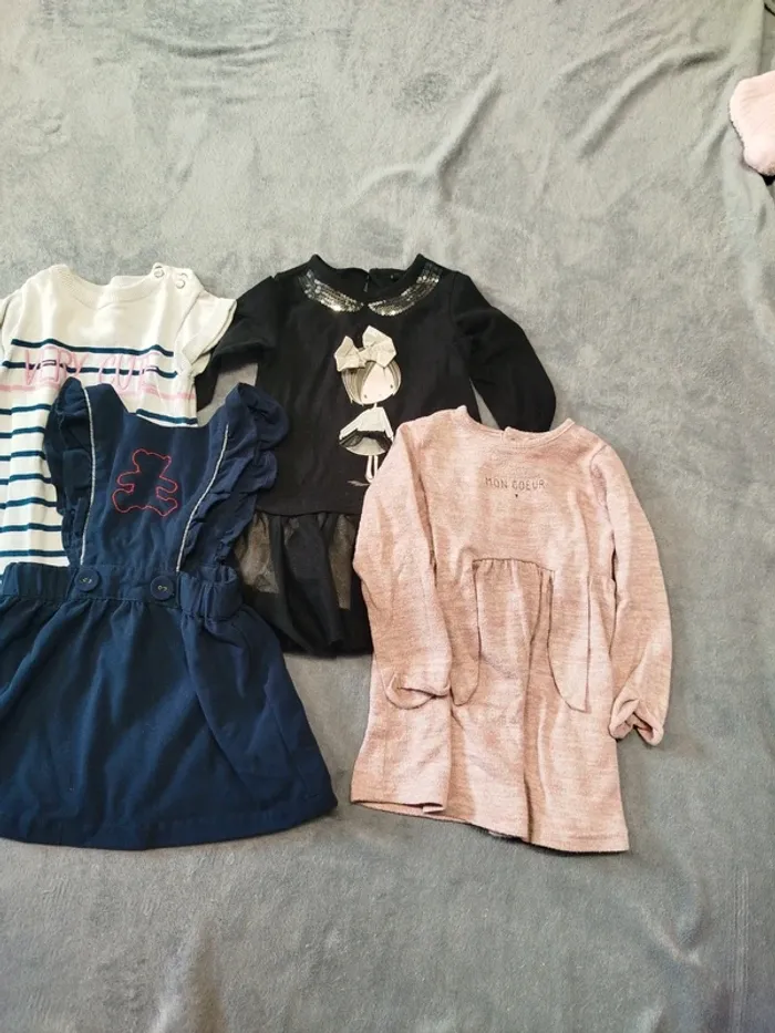 Lot de robe 18 mois - photo numéro 3
