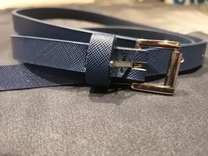 Ceinture bleue neuve taille S - photo numéro 3