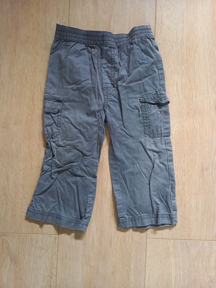 Pantalon léger rayé gris blanc