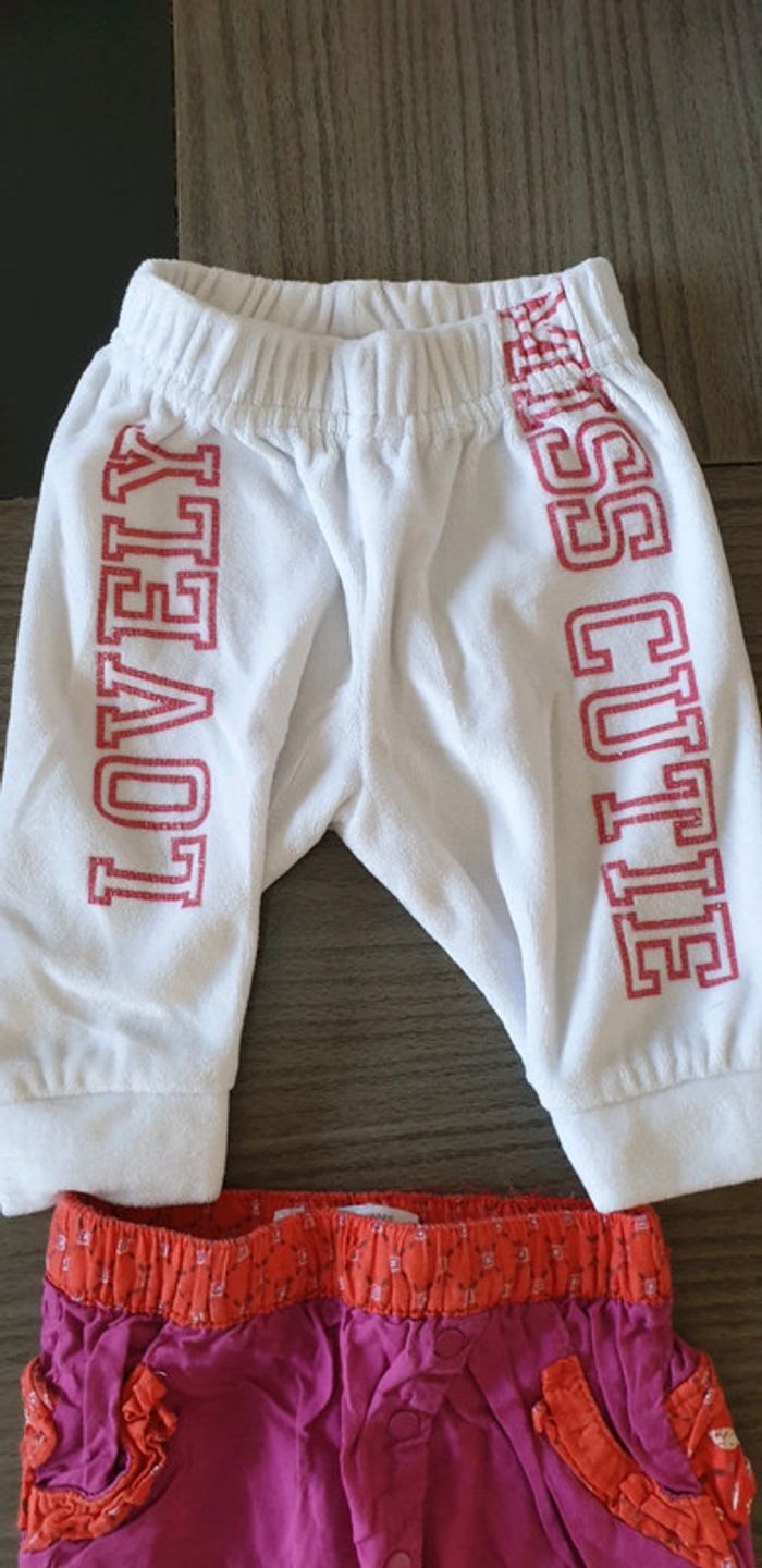 4 pantalons 0/1 mois - photo numéro 3