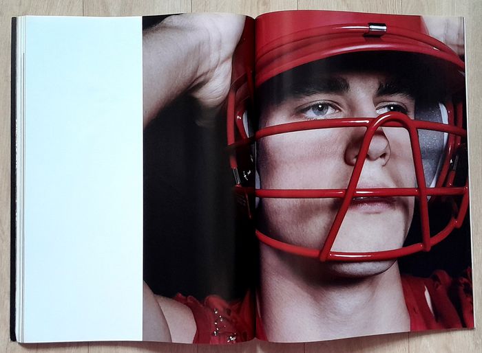 Magazine l'Officiel Hommes spécial Camille Lacourt sport mode et beauté n°24 Juin juillet aout 2011 - photo numéro 10