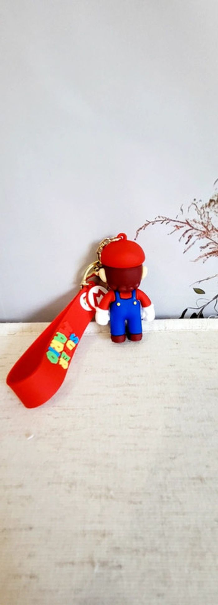 Porte-clés Super Mario Figurine + lanière rouge - photo numéro 2