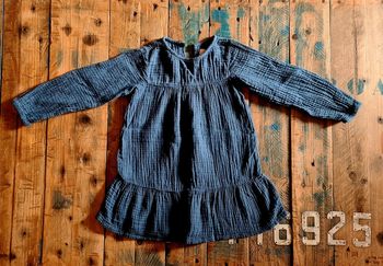 Tres jolie robe en gaze de coton pour bebe fille