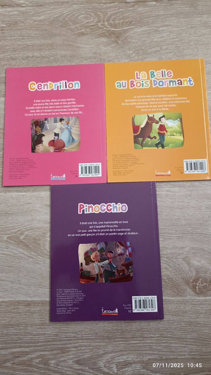 L'eau 3 livres Pinocchio , Cendrillon, belle au bois dormant - photo numéro 2