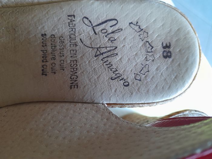 CHAUSSURES FEMME " LOLA ALMAGRO" TAILLE  38 - photo numéro 6