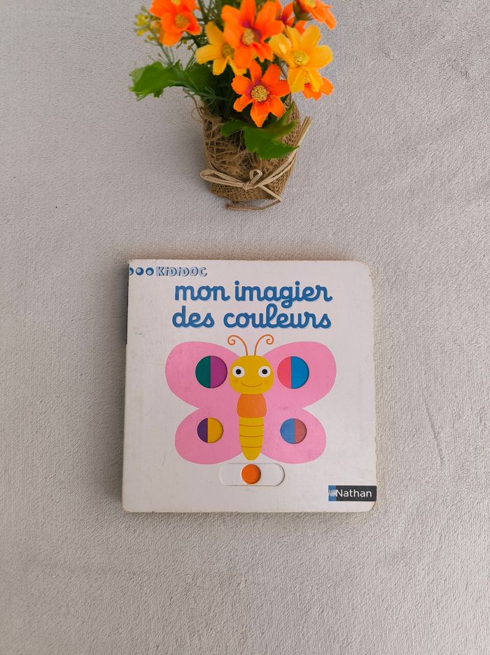 Livre Kididoc Mon imagier des couleurs Nathan