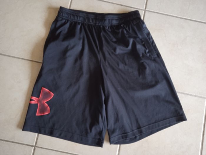 Short Under Armour - Taille S