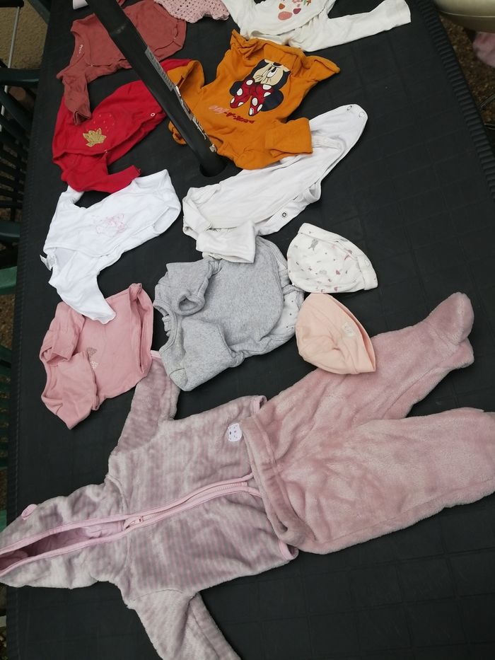 Lot vêtements bébé filles - photo numéro 8