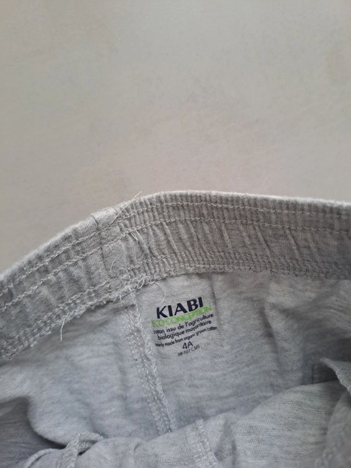 Short gris clair coton 4A Kiabi - TBE - photo numéro 2