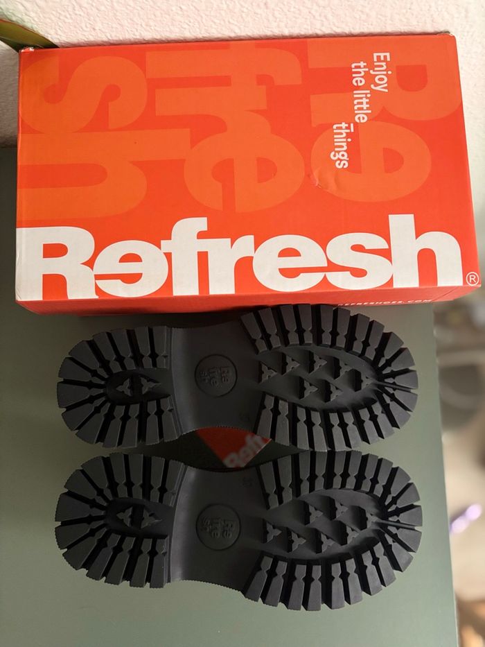 Mocassins Refresh Noirs à Boucle (Plateformes) - État Neuf - Pointure 37 - photo numéro 4