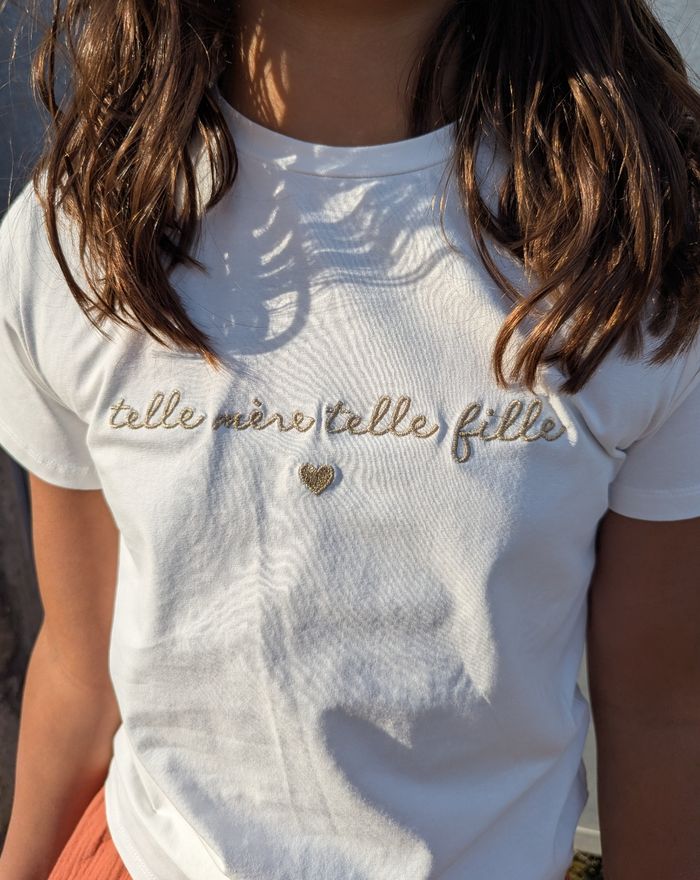 T-shirt Telle mère telle fille blanc/or Taille 6 ans - photo numéro 4