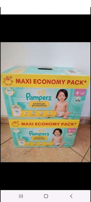 180 couches Pampers premium protection taille 4